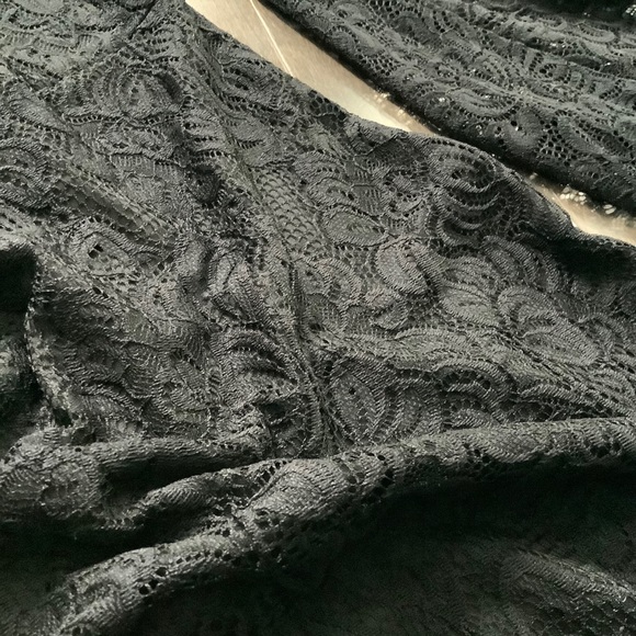 🖤 Gala Black Lace Dress with Bell Sleeves (excluded from sale) - Picture 6 of 9